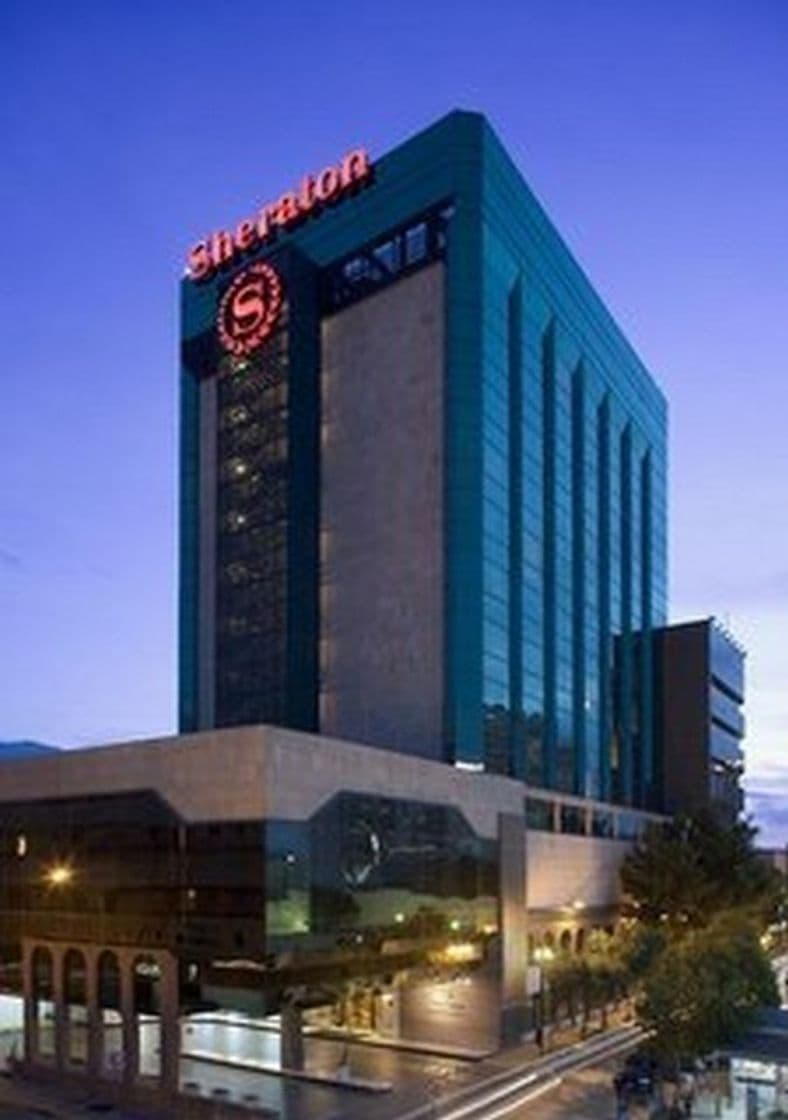 Lugar Sheraton Ambassador Hotel