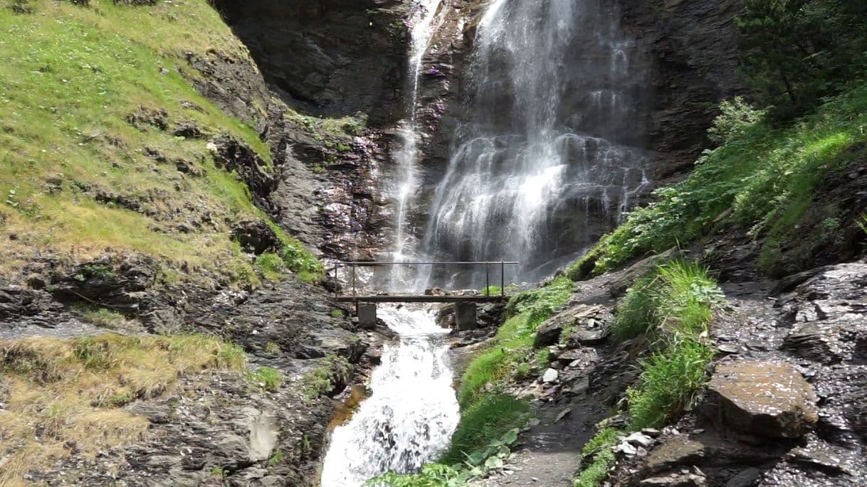 Lugar Cascada de Ardones