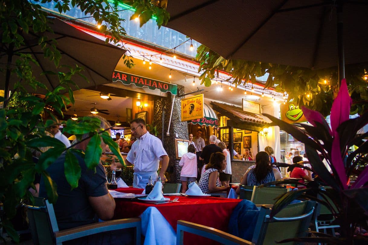 Restaurantes La Dolce Vita Malecon