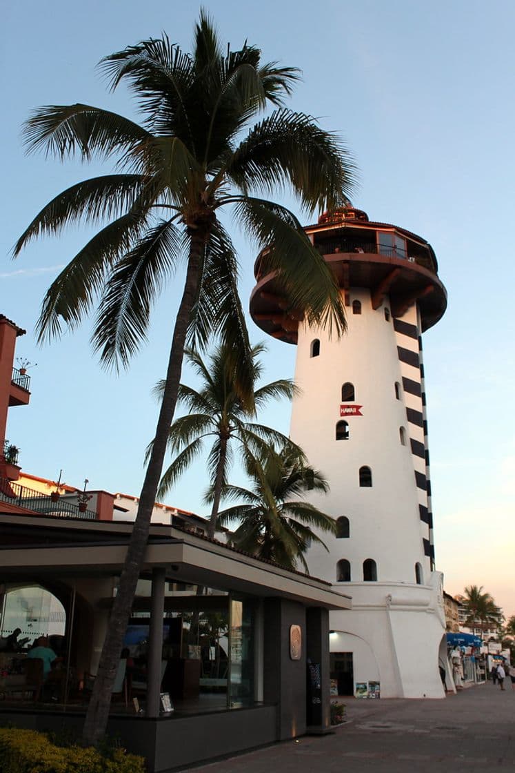 Restaurantes El Faro Lighthouse Bar