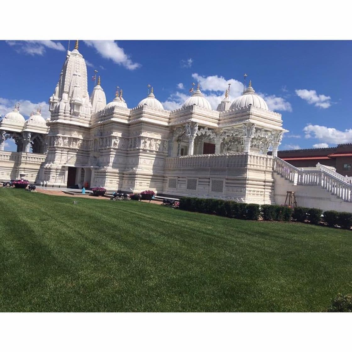 Place BAPS Shri Swaminarayan Mandir