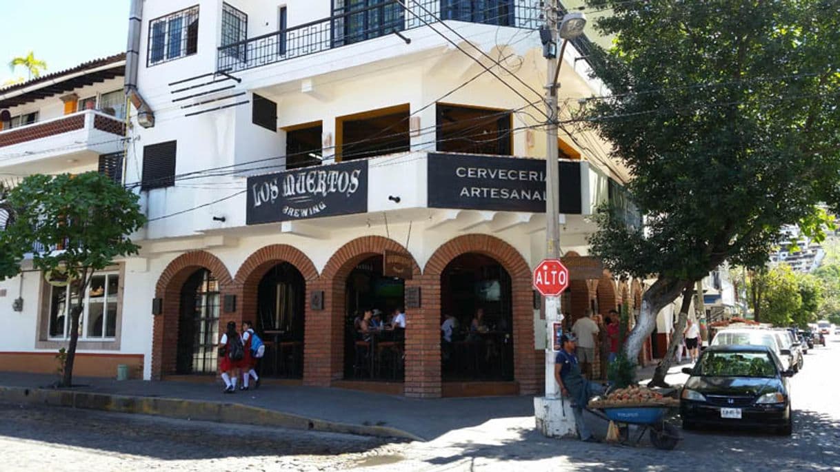 Restaurants Los Muertos Brewing