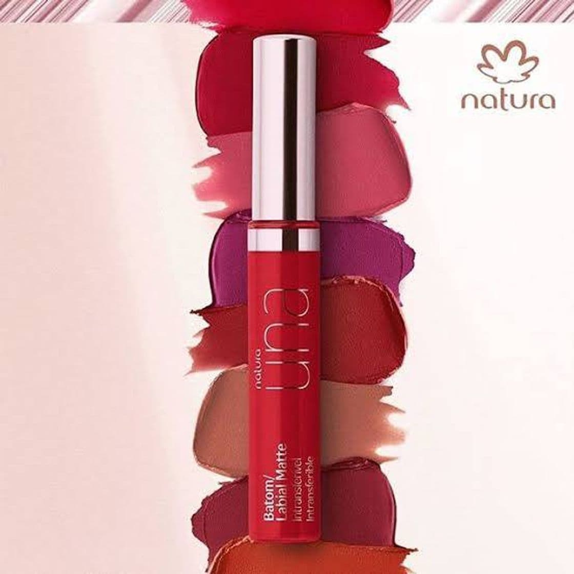 Moda Natura. Labial intransferible color Cereza. 