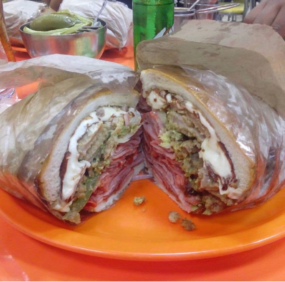 Restaurantes Tortas Gigantes Sur 12