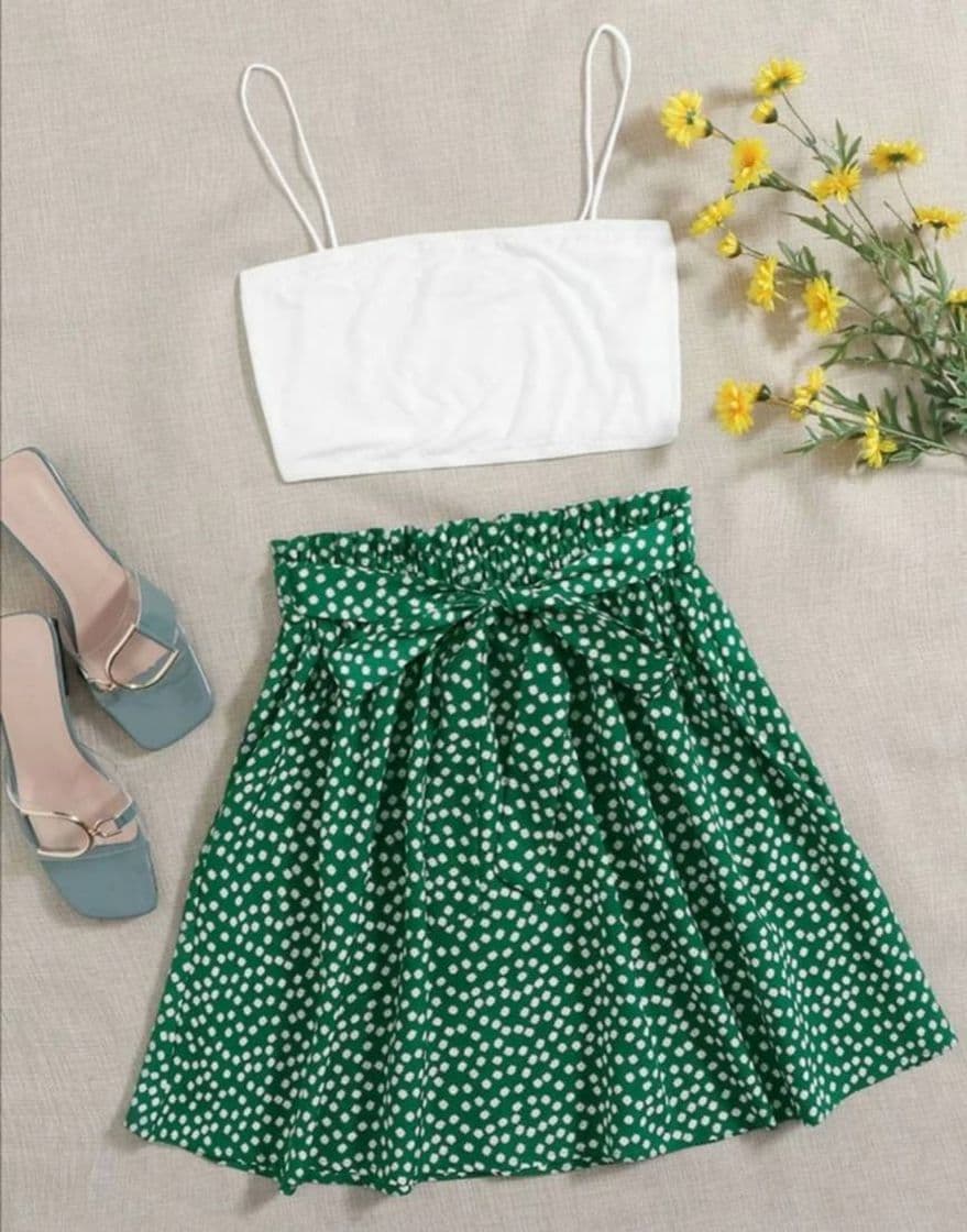 Moda Top blanco y falda verde🌱