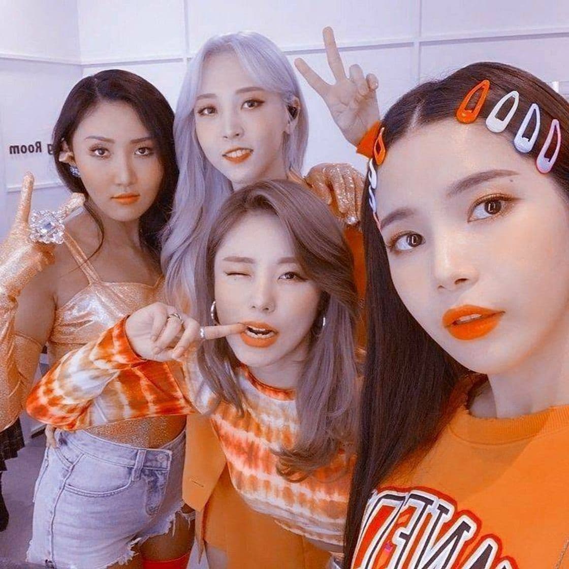 Music Mamamoo.