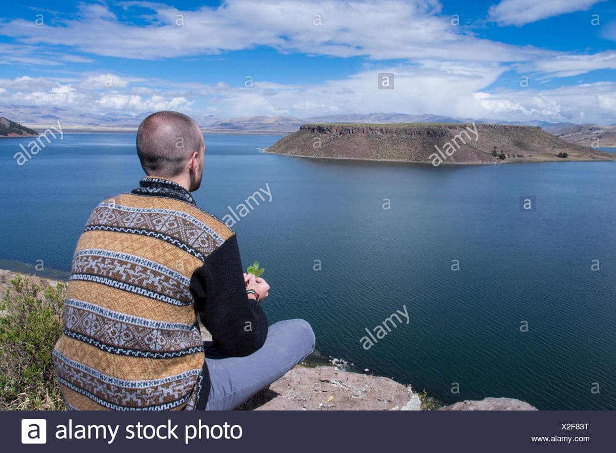 Lugar Lago Umayo