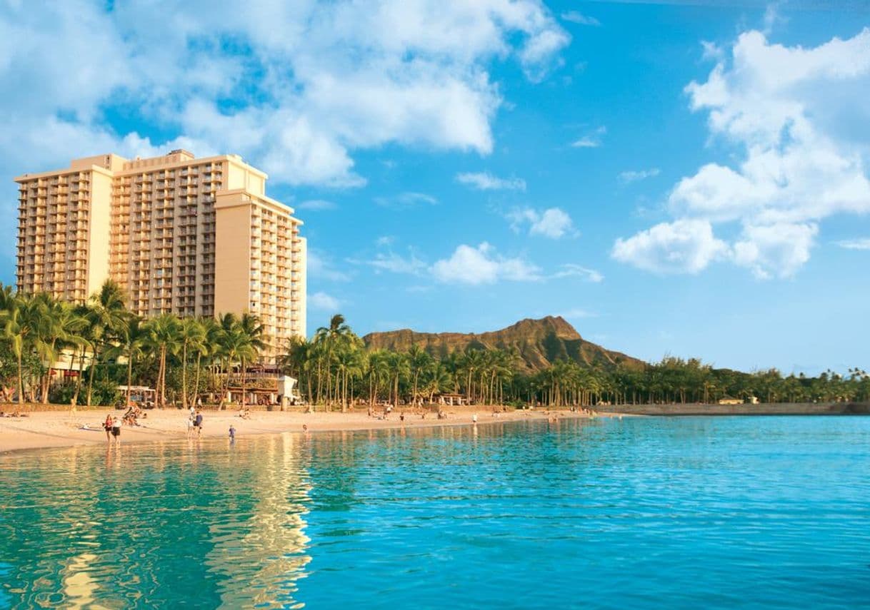 Place Waikiki Beach