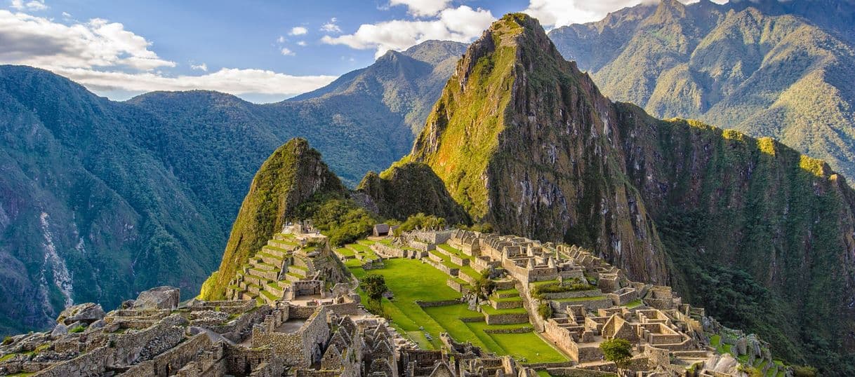 Lugar Machu Picchu Pueblo