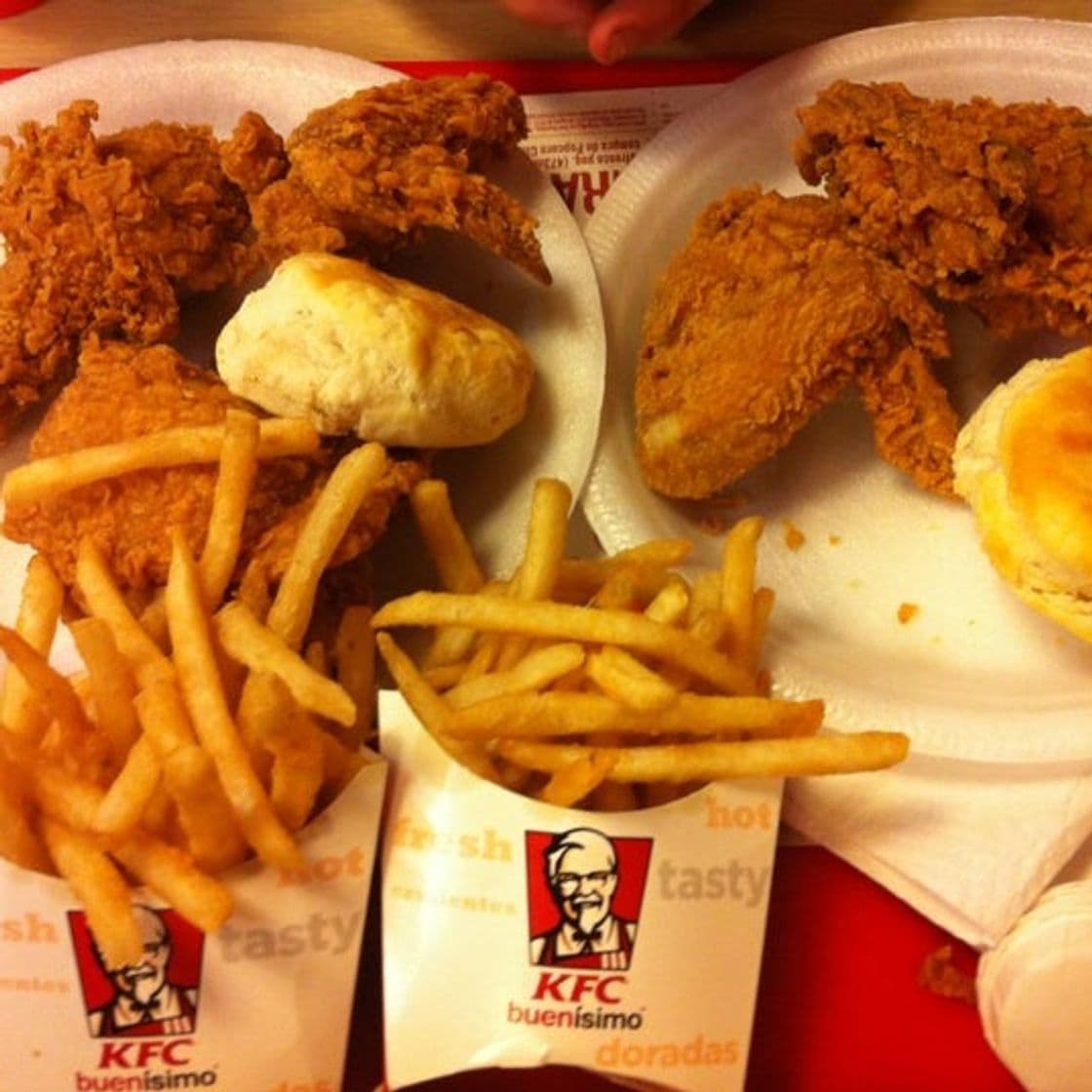 Restaurantes KFC Cartago Ruinas