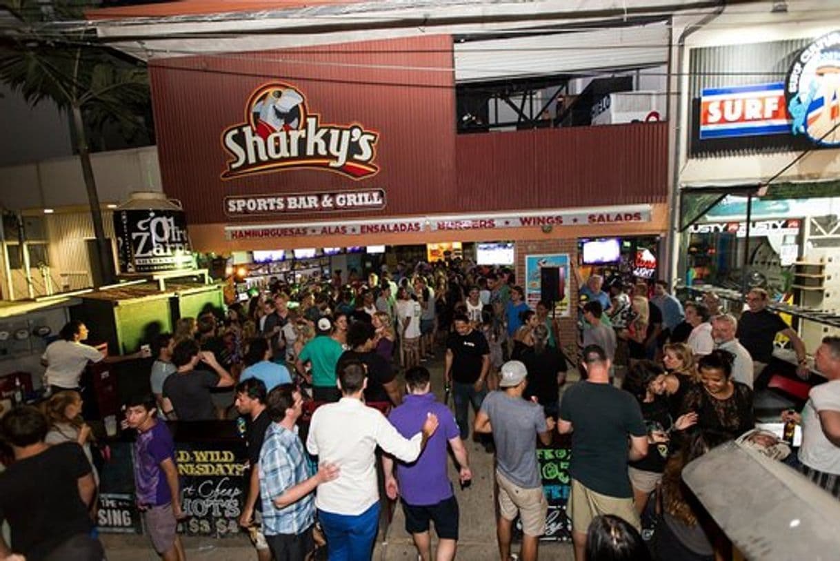 Restaurantes Sharky’s Sports Bar Tamarindo