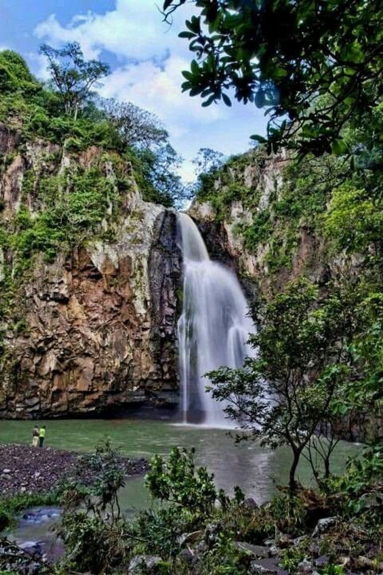 Lugar Salto de Estanzuela