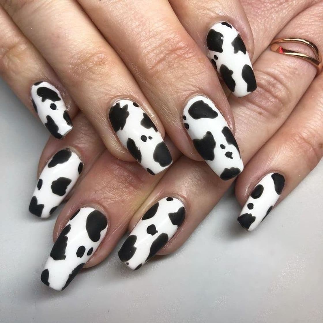 Moda Uñas con diseño de vaca 🐮❤️