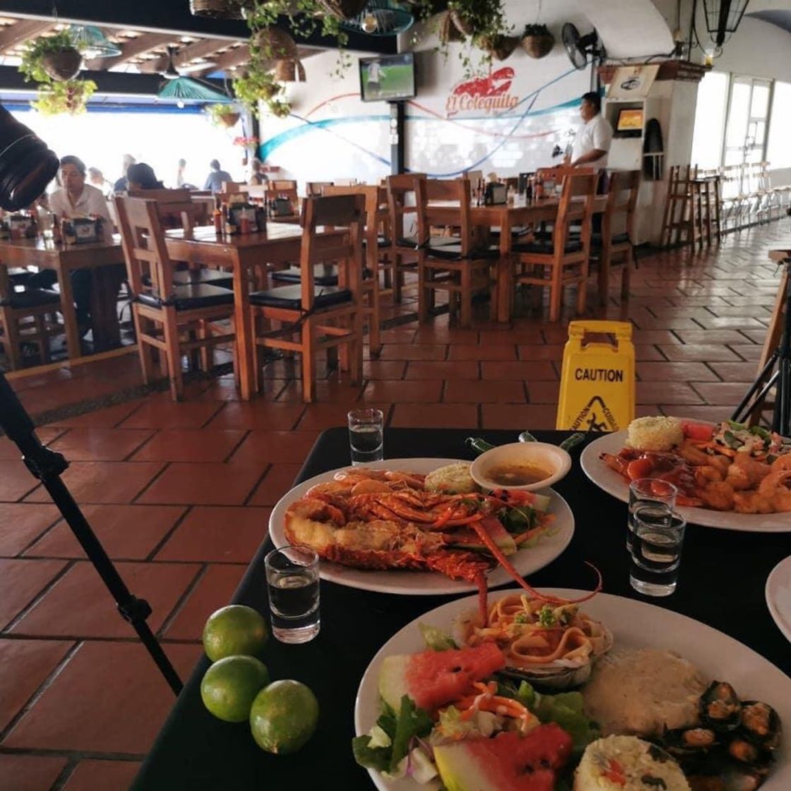 Restaurantes El Coleguita Mariscos Marina Vallarta