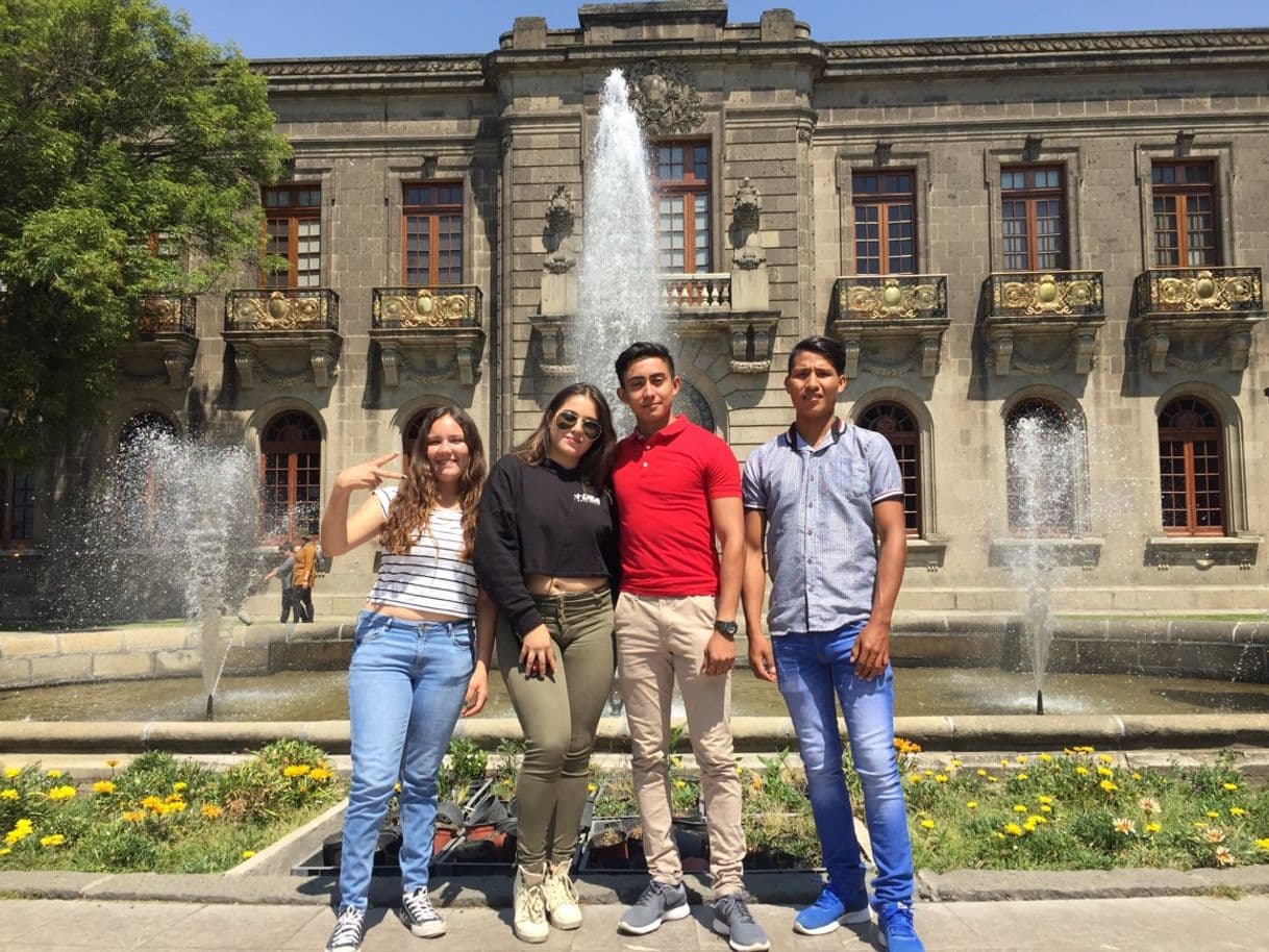 Place Chapultepec Castle