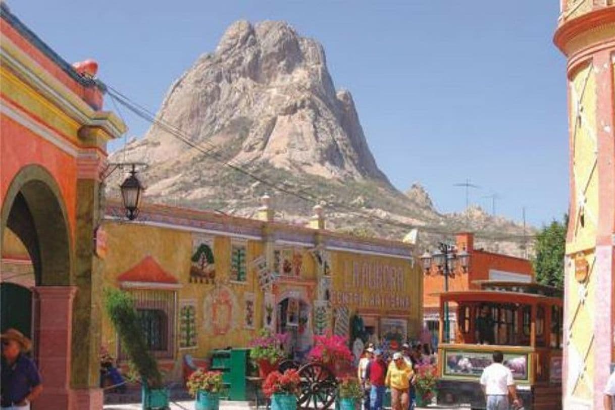 Lugar Peña de Bernal