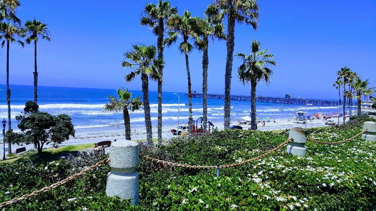 Lugar Oceanside Pier