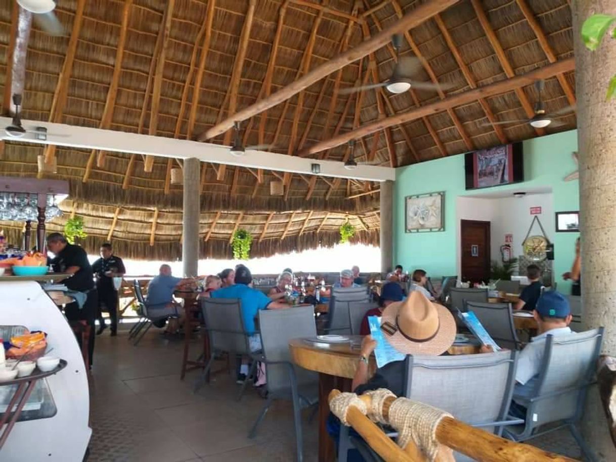 Restaurants Mariscos El Gordo (on the beach)