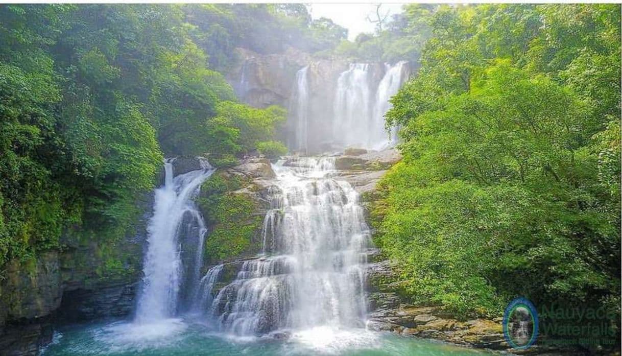 Lugar Nauyaca Waterfalls/Cataratas Nauyaca