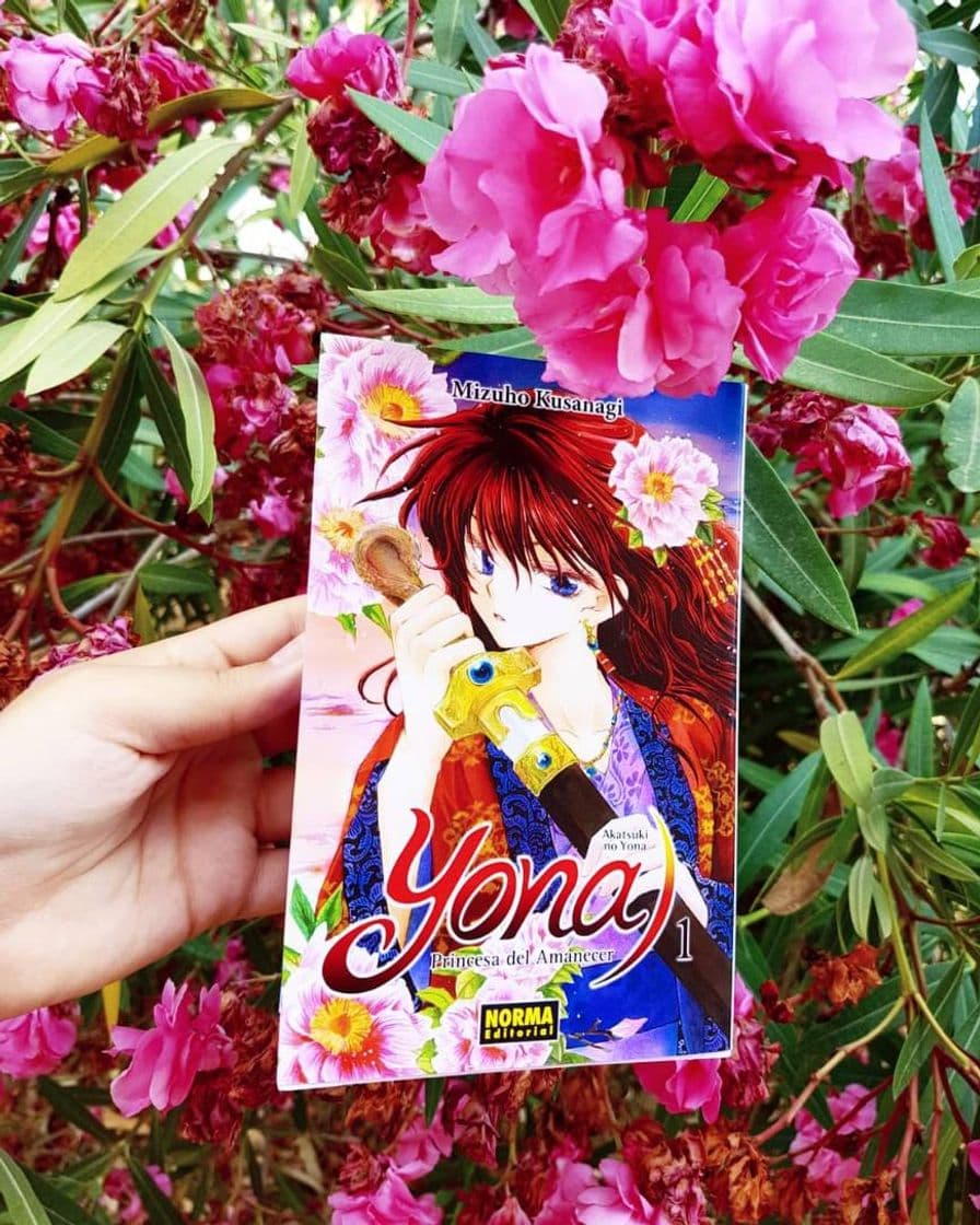 Book YONA 01