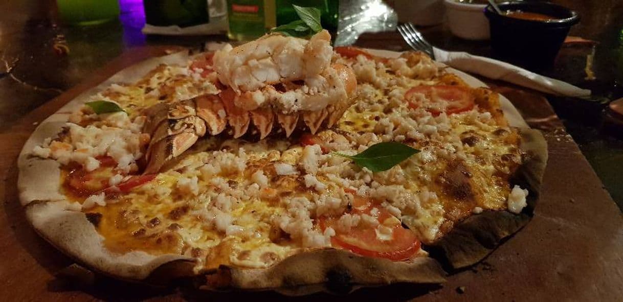 Restaurantes ROOTS Pizzas a la leña Isla Holbox