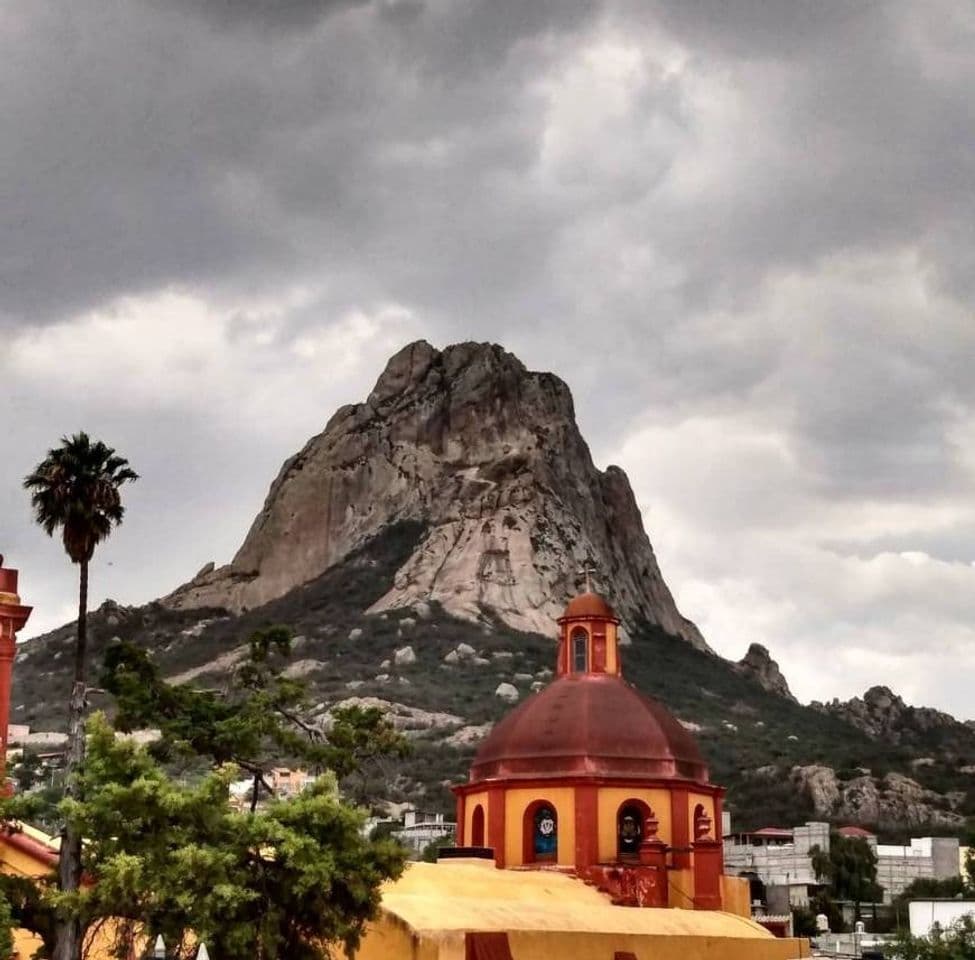 Place Peña de Bernal