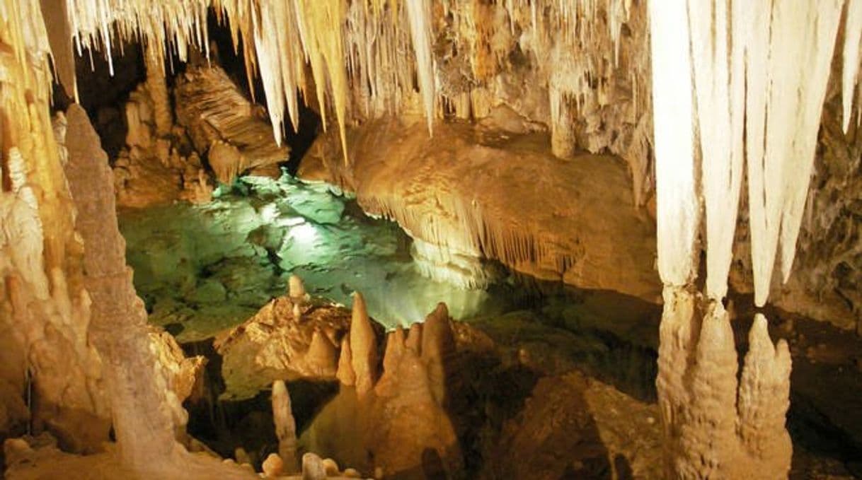 Lugar Grotte di Stiffe