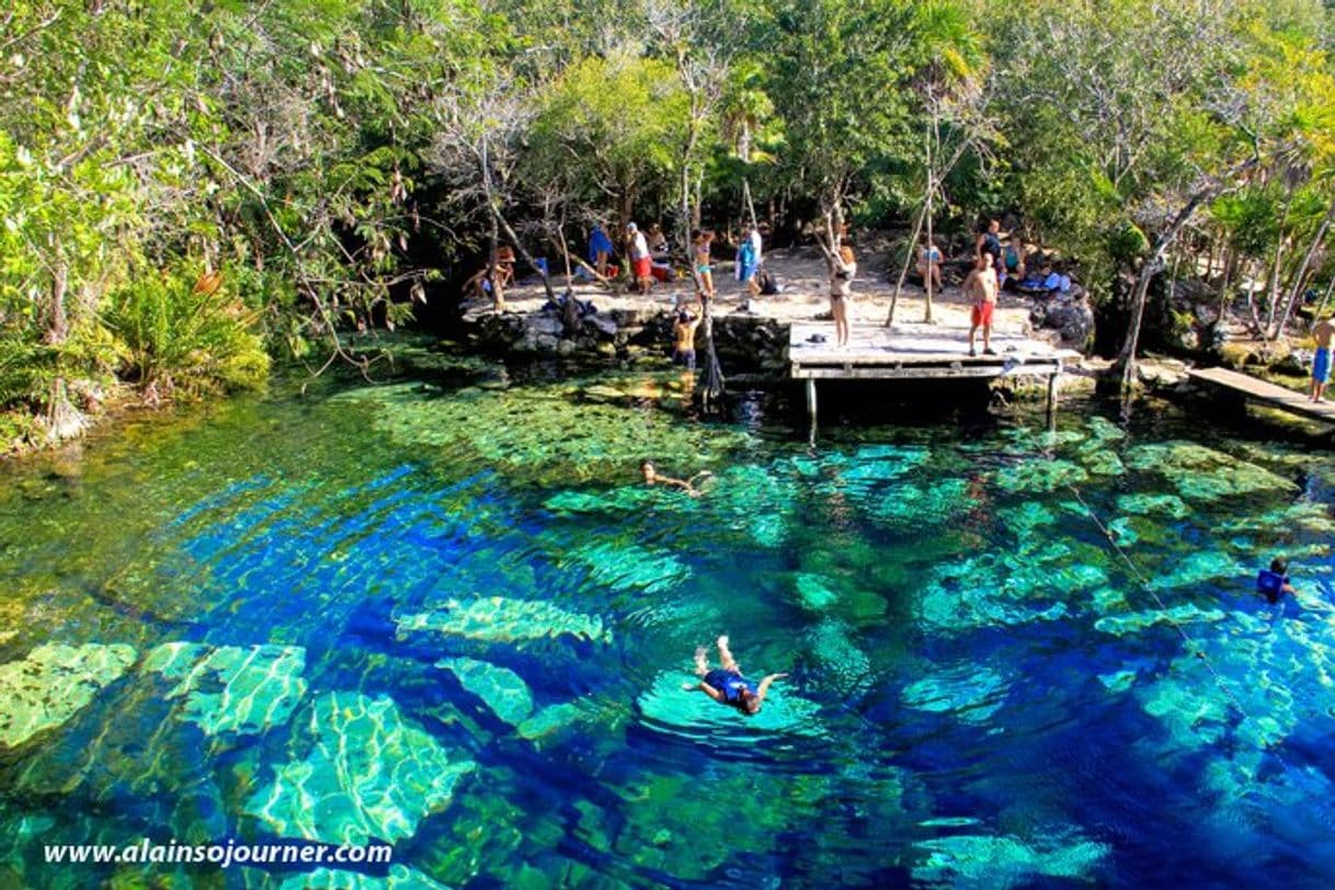 Lugar Cenote Azul