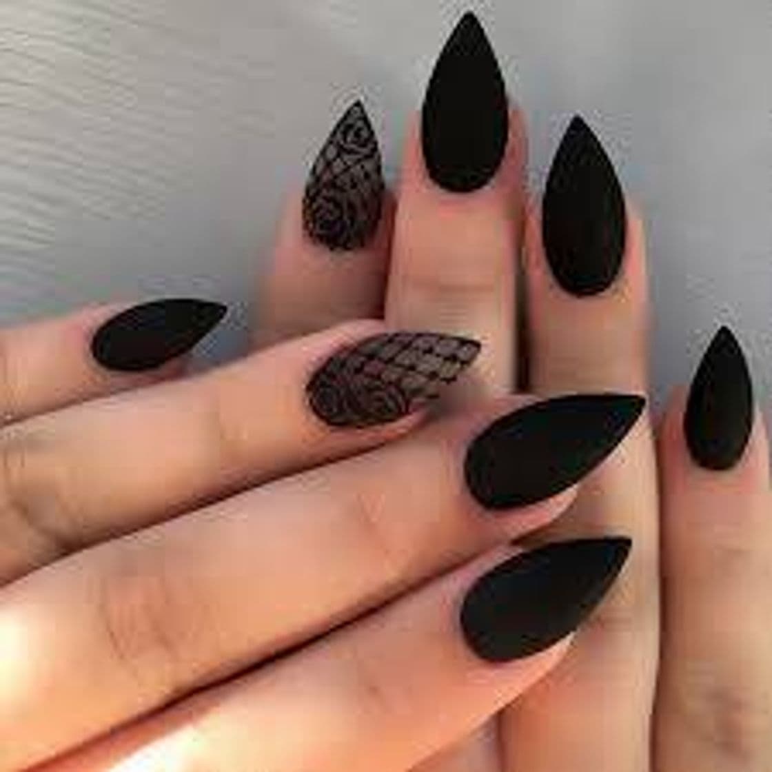 Moda Unhas stiletto