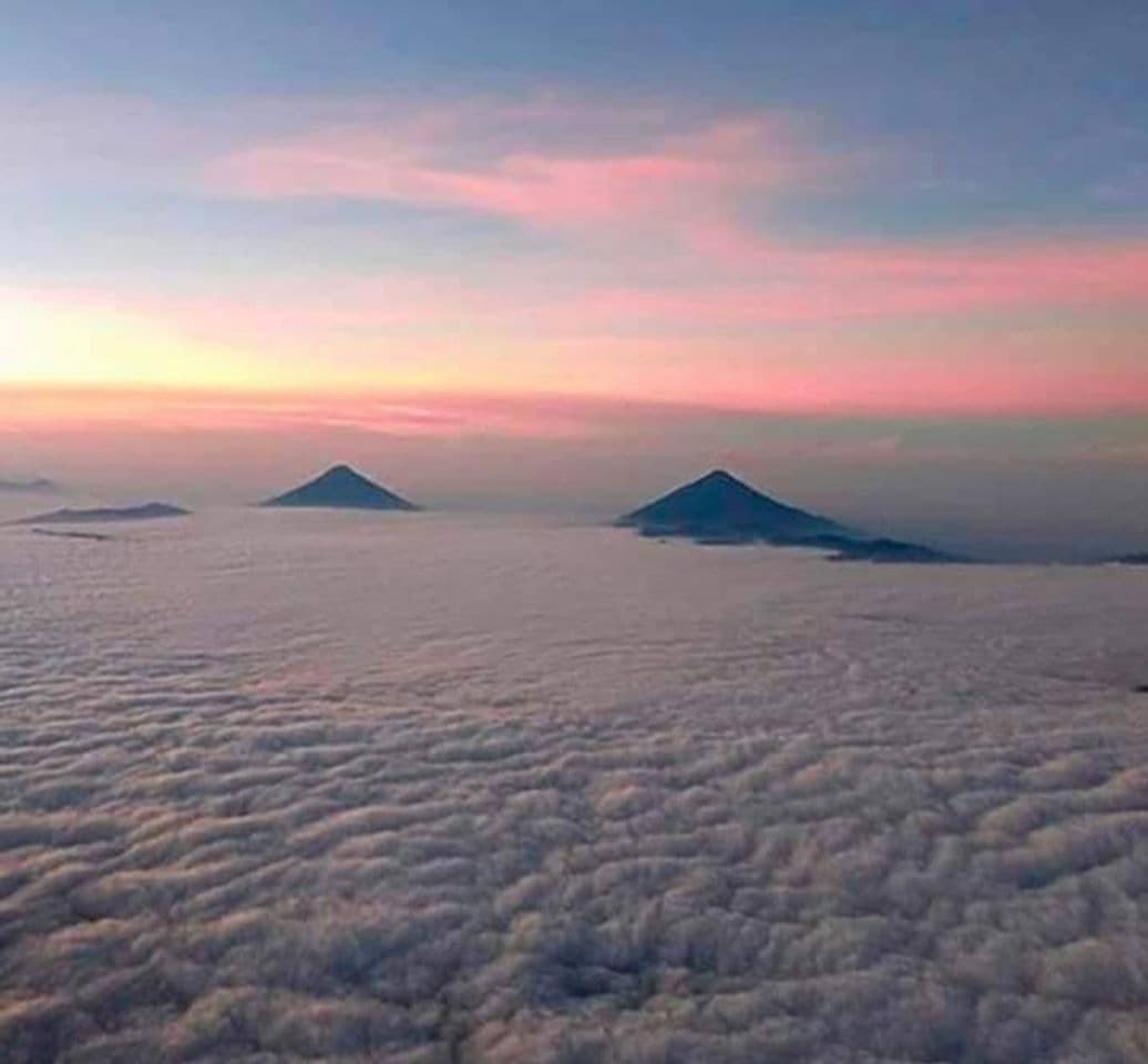 Lugar Acatenango