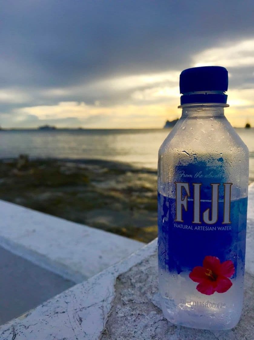 Producto Agua Fiji Water 