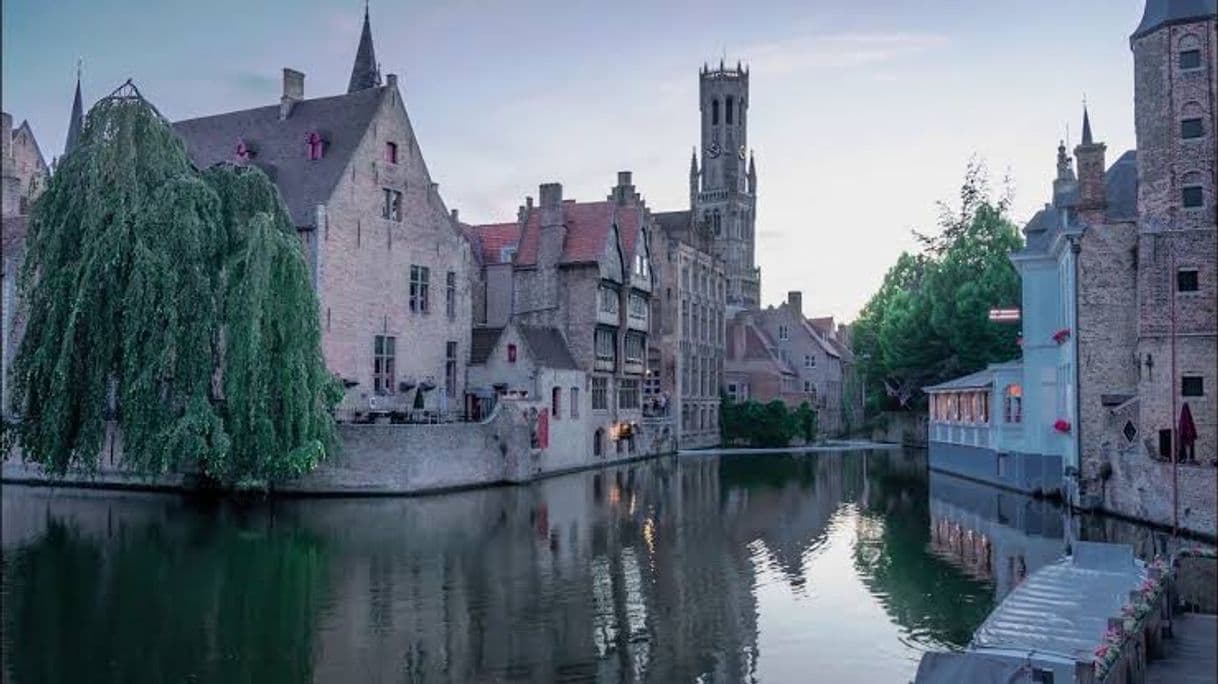 Place Brujas - Qué ver en Brujas y cómo llegar desde Bruselas