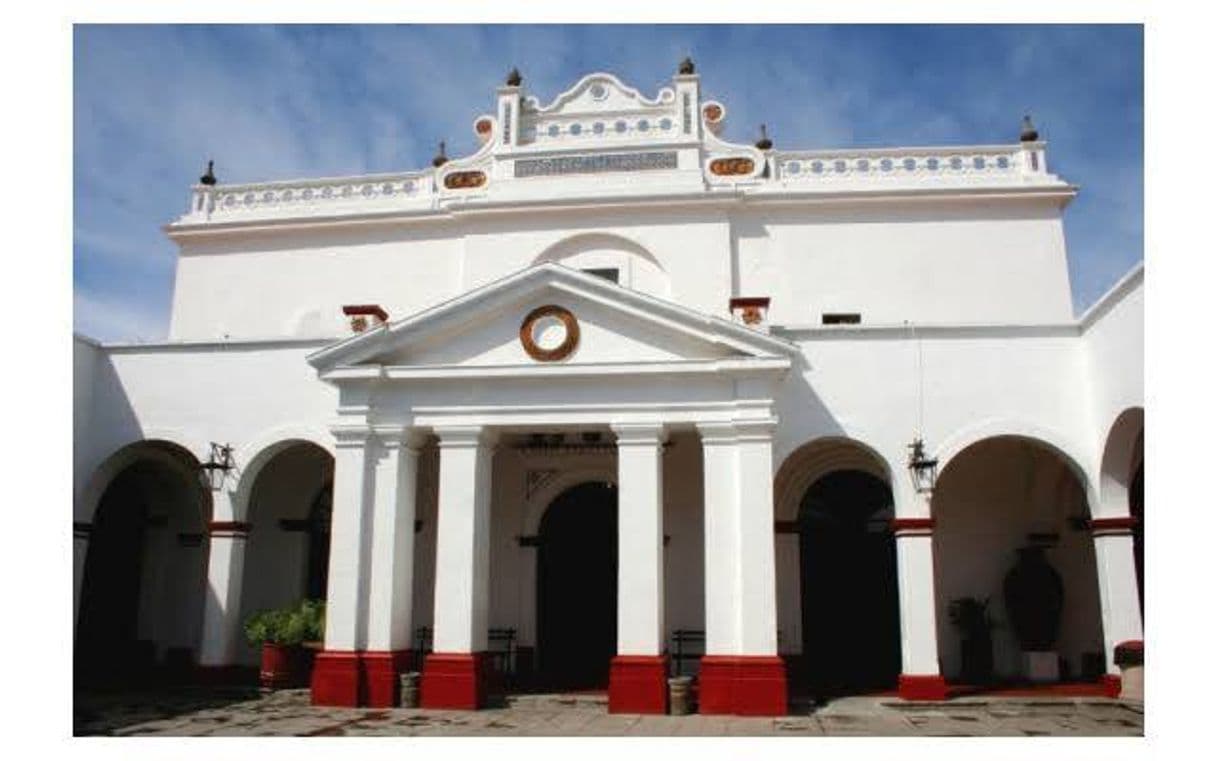 Lugar Museo del Premio Nacional de la Cerámica Pantaléon Panduro