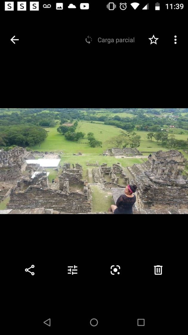 Place Toniná