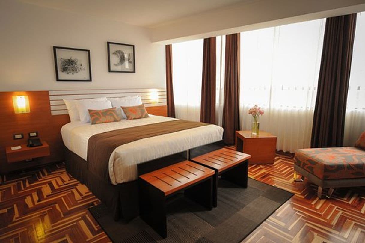 Place POLO CUSCO SUITES