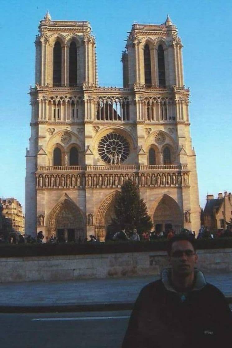 Lugar Notre Dame