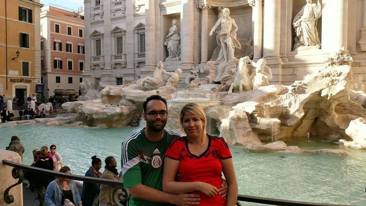 Lugar Fontana di Trevi