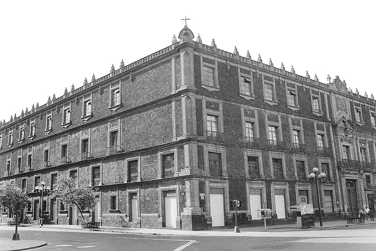 Place La Casa de Hernán Cortés