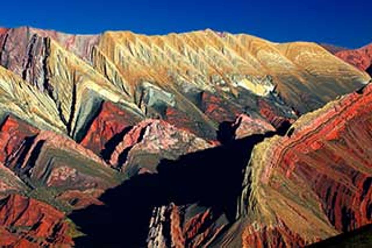 Lugar Mirador: Hornocal o Cerro de 14 Colores