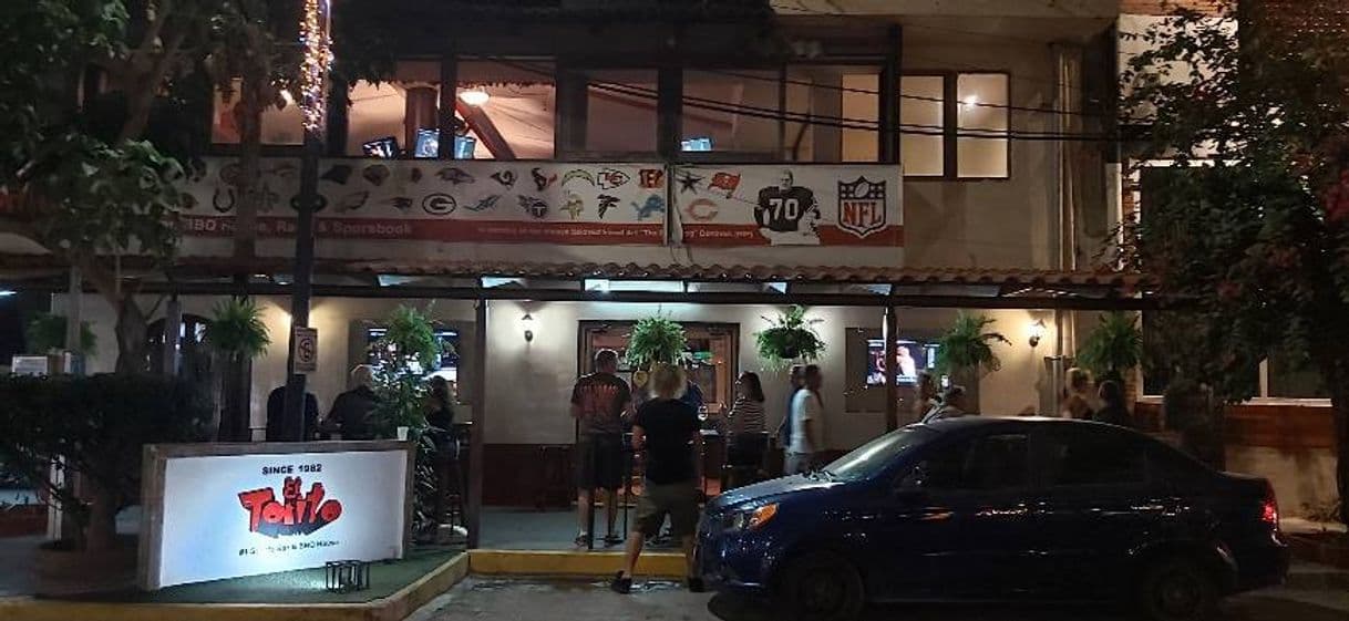 Restaurantes El Torito Sports Bar & BBQ House