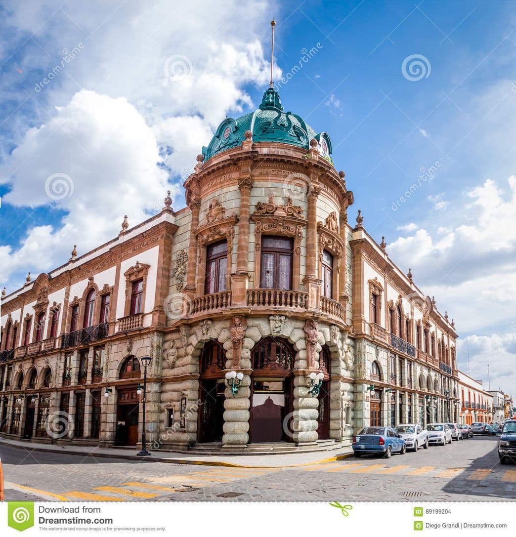 Place Macedonio Alcala