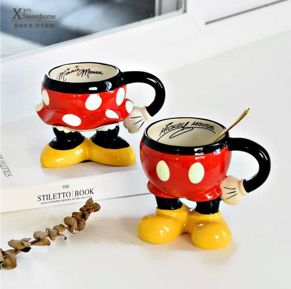 Moda Canecas Mickey e Minnie