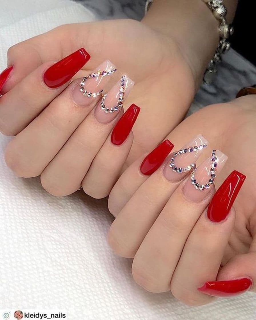 Moda Unhas vermelhas 