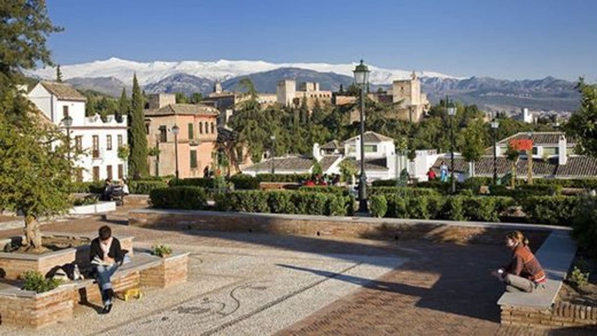 Lugar Plaza Mirador de San Cristóbal