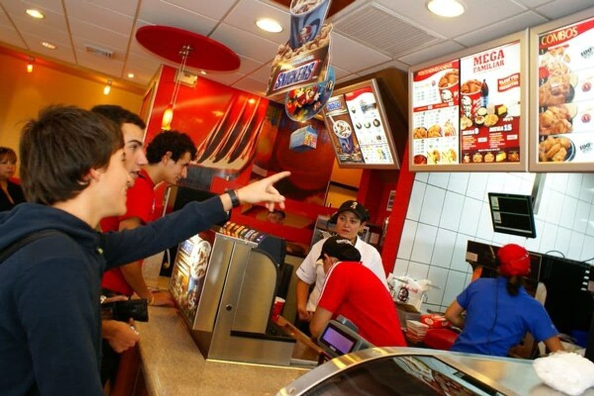 Restaurants KFC Cartago Ruinas