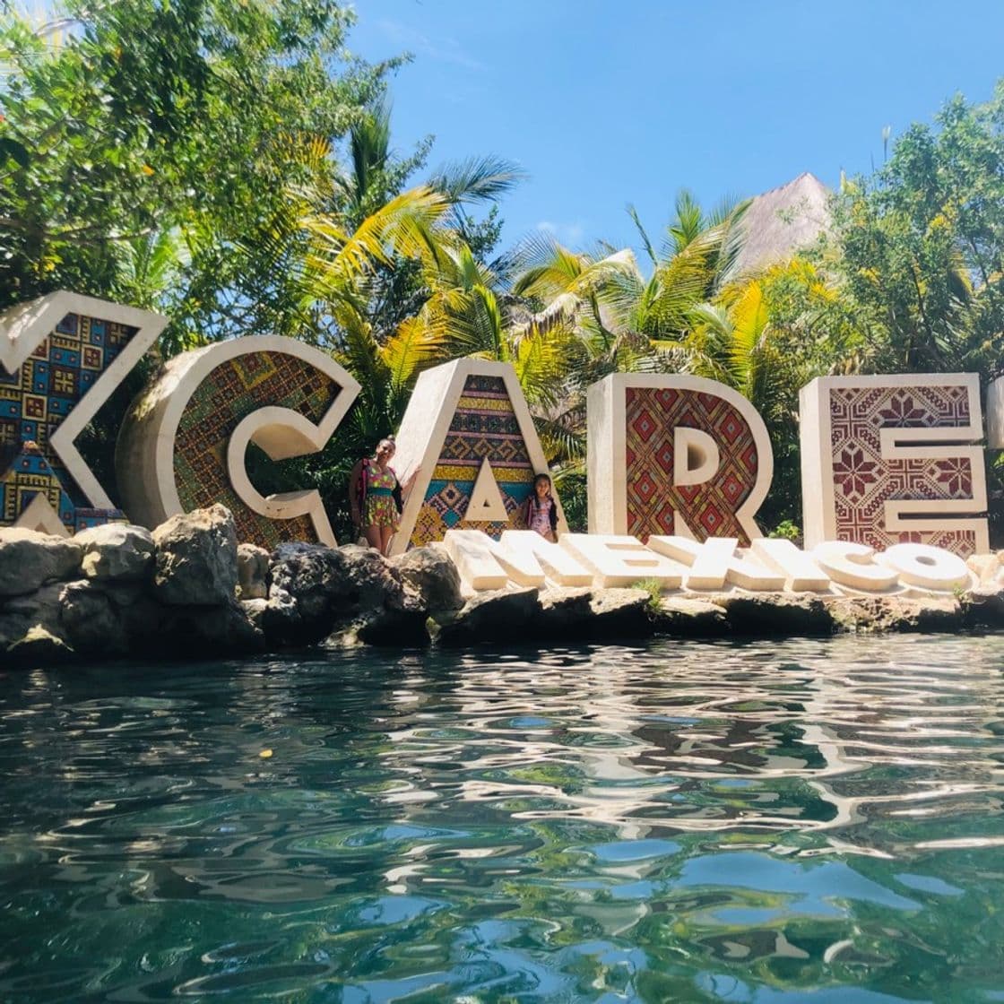 Place XCARET