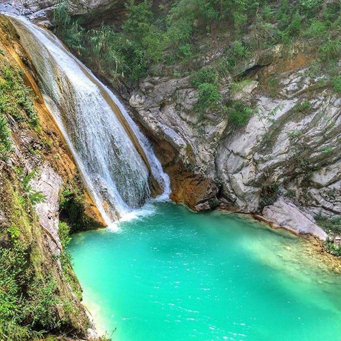 Place Cascadas de Ahuehuetla