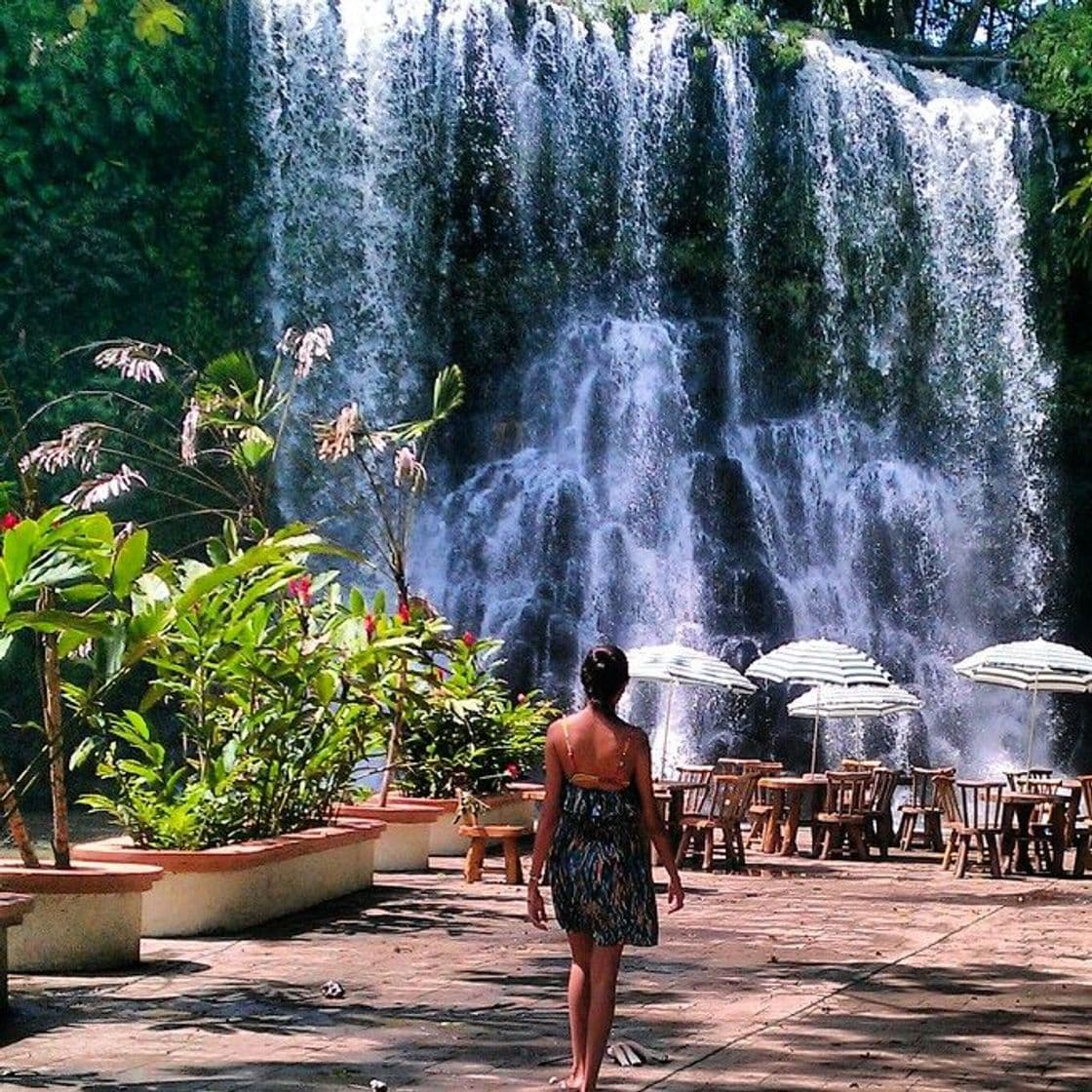 Lugar cascata Lodge