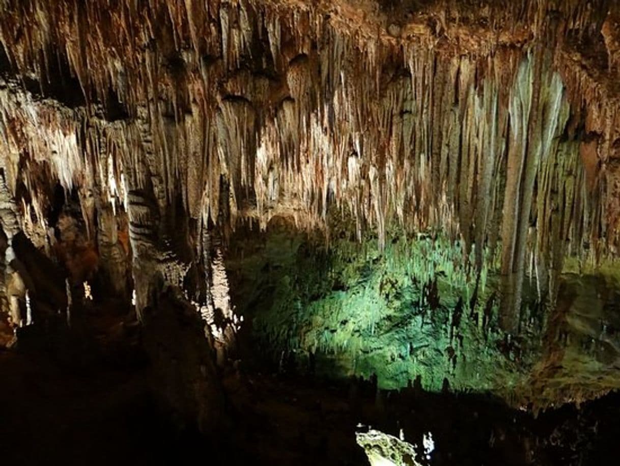 Place Cueva de Valporquero