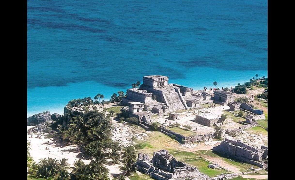 Place Zona Arqueológica de Tulum